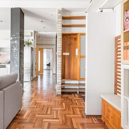 Relax Into Loft Living At A Light-Filled City Escape 부다페스트 외부 사진