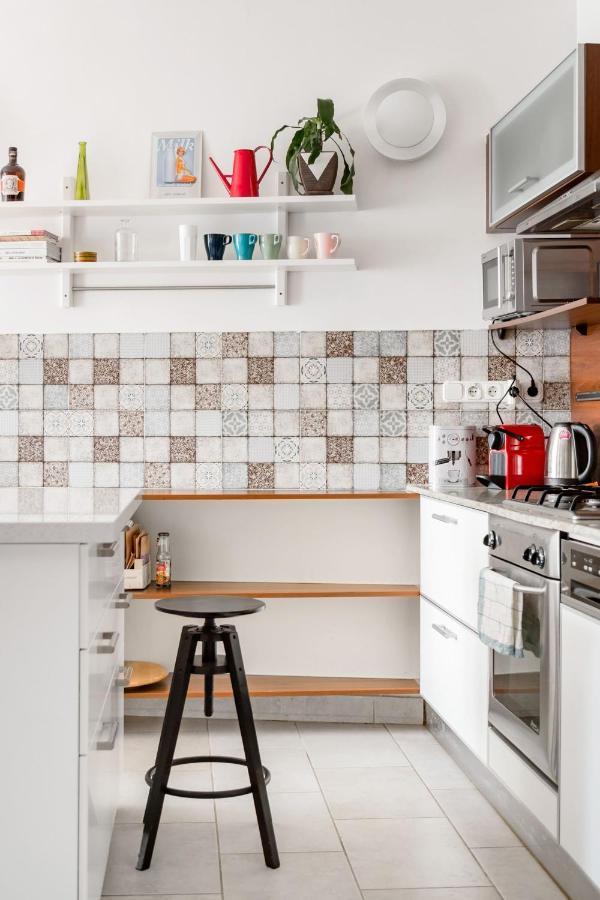 Relax Into Loft Living At A Light-Filled City Escape 부다페스트 외부 사진